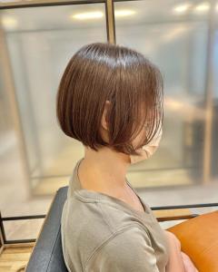 【篠原】ゆったり感ショートボブ×白髪ぼかし - PORT掲載