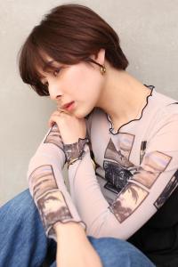 【air-OSAKA】伊藤江里奈　伸ばしかけ大人ショート - air 大阪掲載