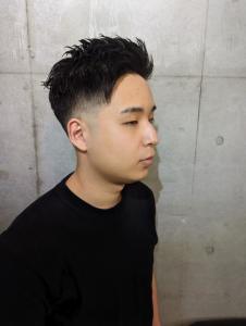 2ブロック　刈り上げマッシュ　フェードスタイル　サイドパート - バーバーバー八広掲載
