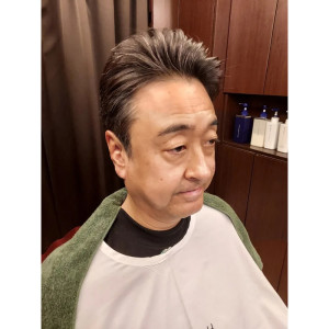 サイドバック調　ビジネスマンヘア - ヘアサロン大野都ホテル店掲載