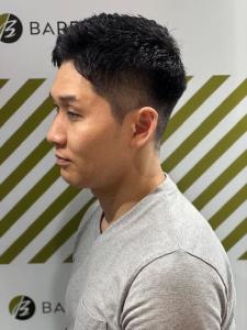 大人の刈り上げスタイル - BARBER-BAR 四谷店掲載