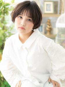 黒髪くせ毛風小顔ナチュラルマッシュショート　グレージュカラー - COVER HAIR bliss 北浦和西口店【カバー ヘア ブリス】掲載