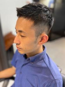 大人の刈り上げスタイル - BARBER-BAR 四谷店掲載