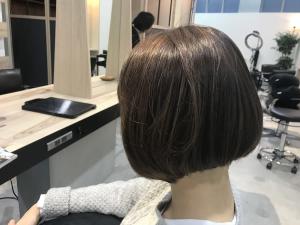 前下がりボブ　イルミナグレーベージュカラー - Kaile.恵比寿掲載