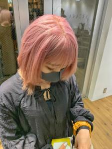 ピンクカラー　ピンクベージュ　ペールピンク　ミニボブ - ARCANA 明治神宮前 表参道 原宿掲載