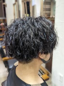 ハイライト＆ツイストスパイラルパーマ - bat.hair 渋谷本店掲載