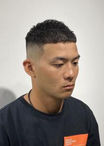 癖毛を生かすクロップ　メンズ短髪おすすめ　数原龍友髪型 - ドルクス日本橋掲載