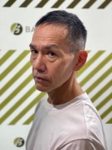 大人の刈り上げスタイル - BARBER-BAR 四谷店掲載