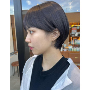 ダークパープルでモードに / SARA＠ウリュ - SARA Beauty Sight 志免店掲載