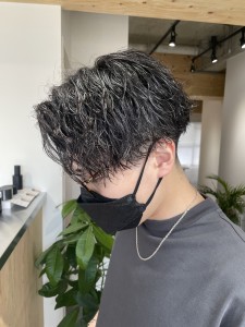 ツイストスパイラル×センターパート - QOL mens salon 立川掲載