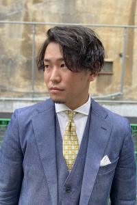 カッコいい芸能人メンズ髪型　長め緩いパーマ - ドルクス日本橋掲載