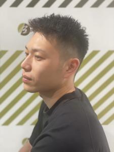 大人の刈り上げスタイル - BARBER-BAR 四谷店掲載