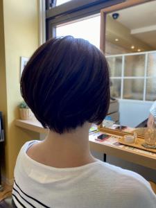 美シルエットショートボブ - EMU international 白岡 CUTE店掲載
