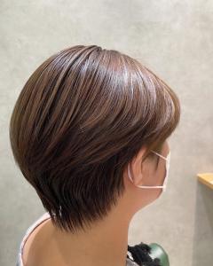 大人可愛いいハンサムショート - 半個室 rire hair 千早店掲載