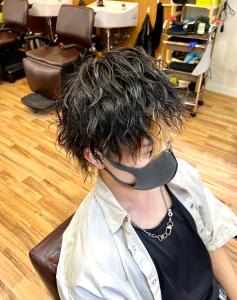 縦落ちツイスパウルフ - hair studio Romeo掲載