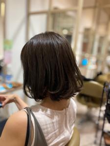 ４０代大人切りっぱなしボブ　ブルージュカラー - LOHAS Hair ANGIE掲載