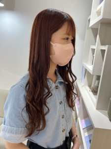 オレンジブラウン - scena掲載