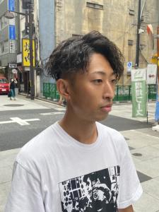 パーマ初心者　フェード入門　バーバーブーム　お洒落ツイスパ