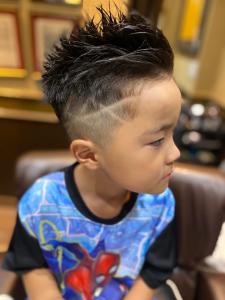 キッズカット　子供カット　フェード　ライン　大宮　バーバー - ヒロ銀座BARBER SHOP 大宮店掲載