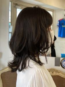 秋冬髪型あか抜け大人のくびれセミディヘア梅ヶ丘美容室 - CHAINON掲載