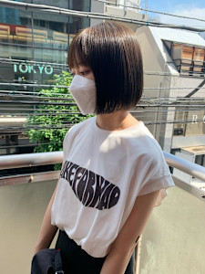 透明感カラー グレージュ ミニボブ 切りっぱなしボブ - ARCANA 明治神宮前 表参道 原宿掲載