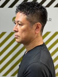 大人の刈り上げスタイル - BARBER-BAR 四谷店掲載
