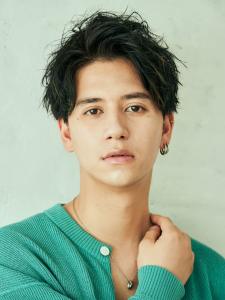 アップバングショート(マッシュ//センターパート) - Lilian by little掲載