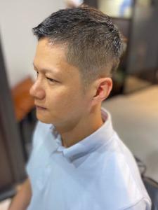 大人の刈り上げスタイル - BARBER-BAR 四谷店掲載