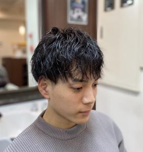 ひときわオシャレ。緩めのスパイラルパーマ - K-STYLE HAIR STUDIO掲載