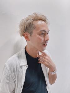 大人メンズのブリーチカラー