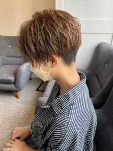 大人可愛い♪刈り上げショートヘア - Eleanor 梅田店掲載