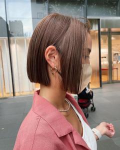 ぱつっと顎ラインボブにミルクティーベージュ - marju銀座掲載