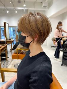 マロンベージュ Aラインボブドレスヘアかきあげロング - NeiRo 日本橋 ショートカット髪質改善掲載
