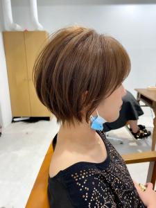 マロンベージュ Aラインボブドレスヘアかきあげロング - NeiRo 日本橋 ショートカット髪質改善掲載