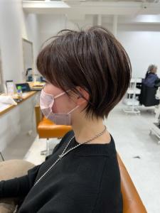 マロンベージュ Aラインボブドレスヘアかきあげロング - NeiRo 日本橋 ショートカット髪質改善掲載
