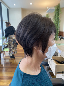 骨格に合わせたカットで頭の丸みをキレイに！ - HELLO'S SOIN 琴似店掲載