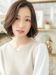 大人フェミニン前下がり小顔かきあげボブ　グレージュカラー - COVER HAIR bliss志木南口駅前店掲載