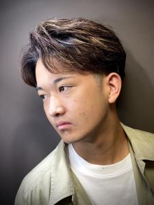 かきあげ風センターパート - ヒロ銀座ヘアーサロン 新橋 銀座口店掲載