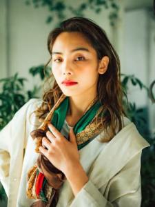 外国人風ハイライトロング - NATUREL 武蔵新田店掲載