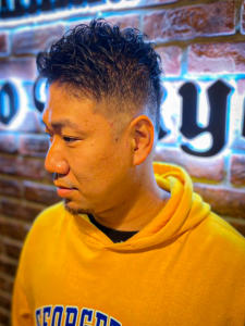 ツーブロックフェード - メンズ専門理容室　BroTokyo BARBERSHOP 有楽町店掲載