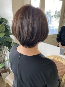 ミセスショート骨格補正まるみショートボブ40代梅ヶ丘ッ美容室 - CHAINON掲載