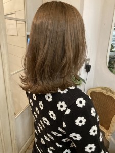 透明感アップ柔らかニュアンスオリーブベージュ梅ヶ丘美容室 - CHAINON掲載