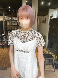 ミルクティーベージュ　グレージュ　切りっぱなしボブ - ARCANA 明治神宮前 表参道 原宿掲載