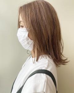 「ミルクティーベージュ」脱白髪ハイライトカラー - La Sente Aja 川西掲載