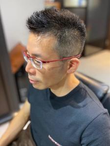大人の刈り上げスタイル - BARBER-BAR 四谷店掲載