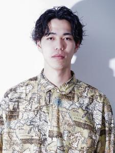センターパート　波巻きパーマ - 男性専門美容室 growth 博多店掲載