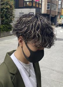波巻きスパイラルパーマ　ハイライト　ホワイトメッシュ - ドルクス日本橋掲載