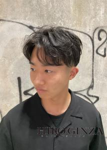 ふわふわセンターパート - ヒロ銀座ヘアーサロン神田店掲載
