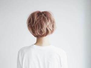 ブリーチ×コーラルピンク - emma 三軒茶屋掲載