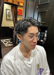 メッシュスツイストバイラルパーマ - ヒロ銀座BARBER SHOP 秋葉原店掲載